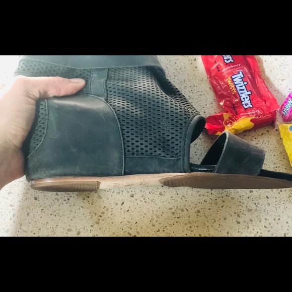 80/20% olive wedge sandals - Picture 8 of 8